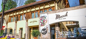 Macok Bisztró és Borbár
